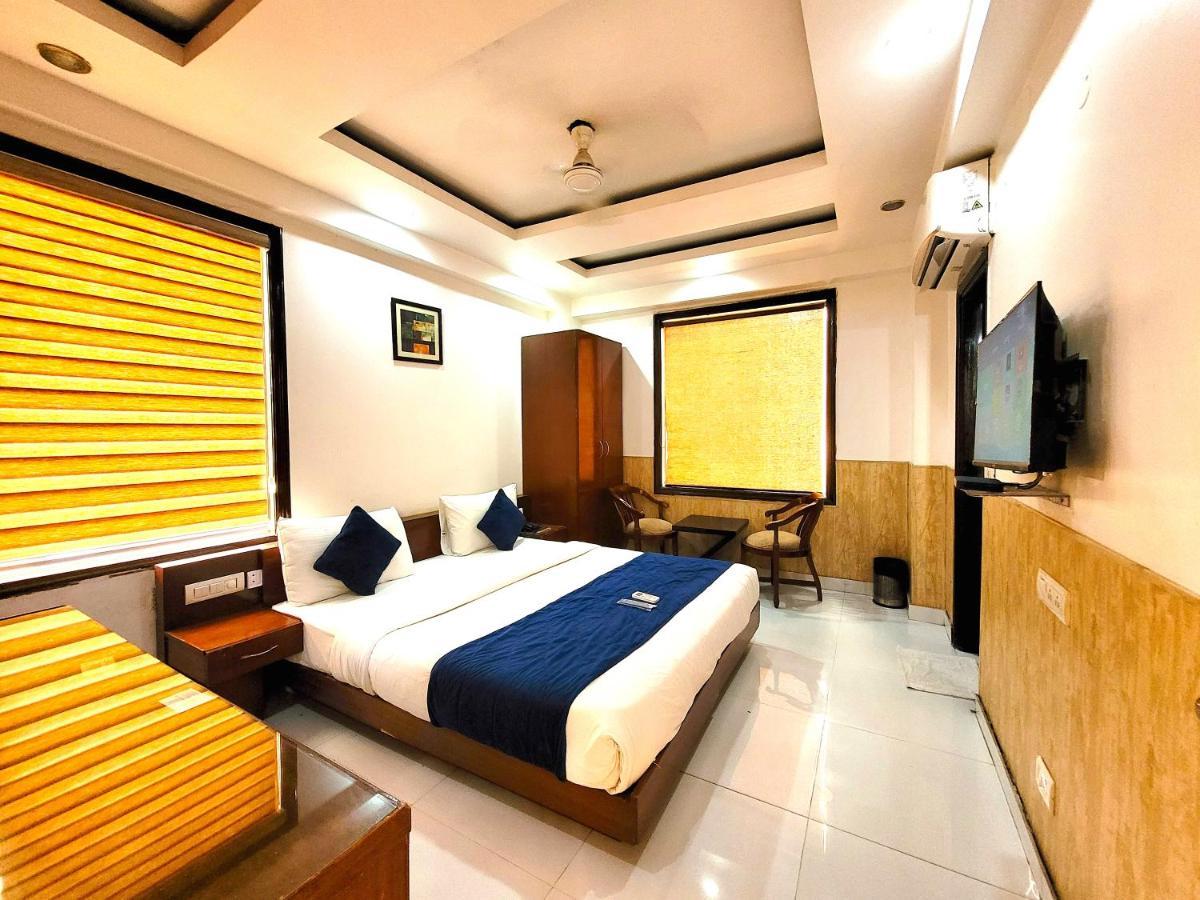 Hotel Daanish residencia Nueva Delhi Exterior foto