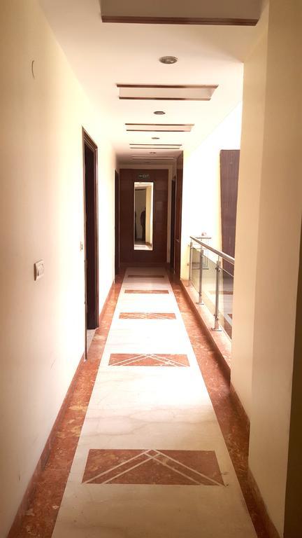Hotel Daanish residencia Nueva Delhi Exterior foto